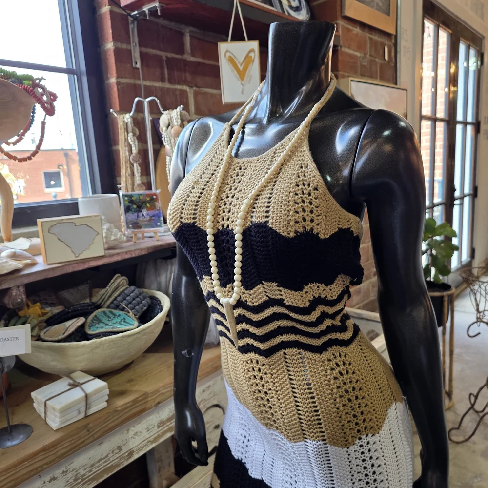 Beige & Black Beaded Necklace - Picture 8 of 15